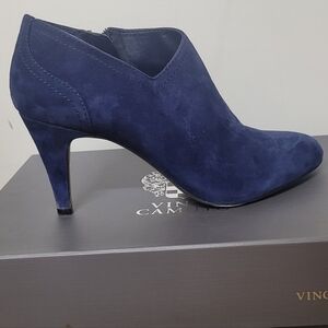 Vince Camuto